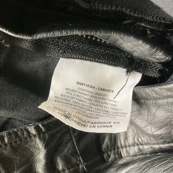 Converse Leather Mini Short - Picture 5 of 9